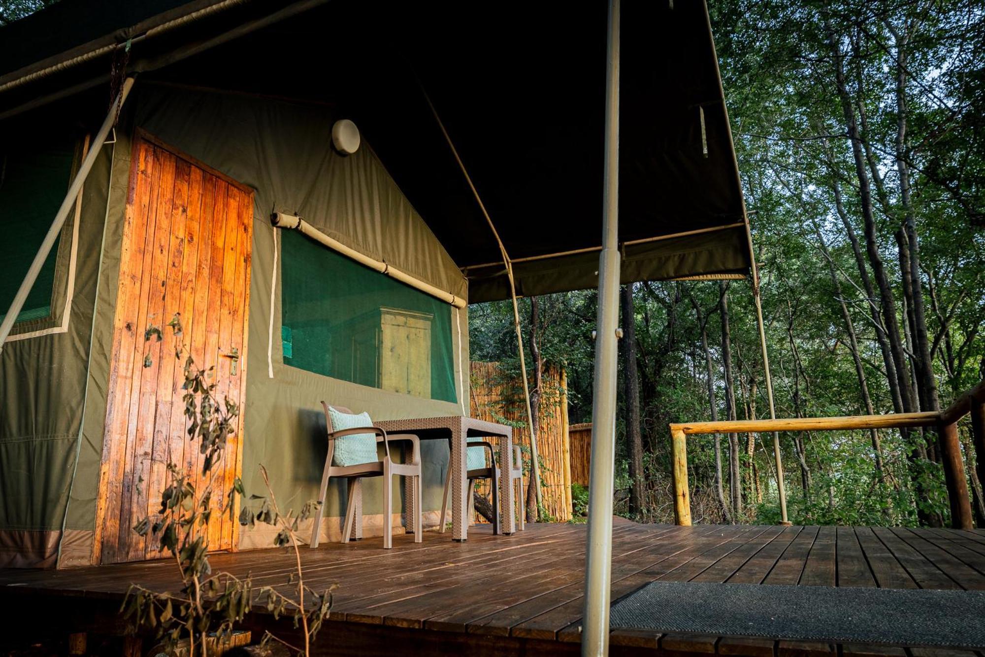 Askiesbos - Samochima Bush Camp Shakawe Exterior photo